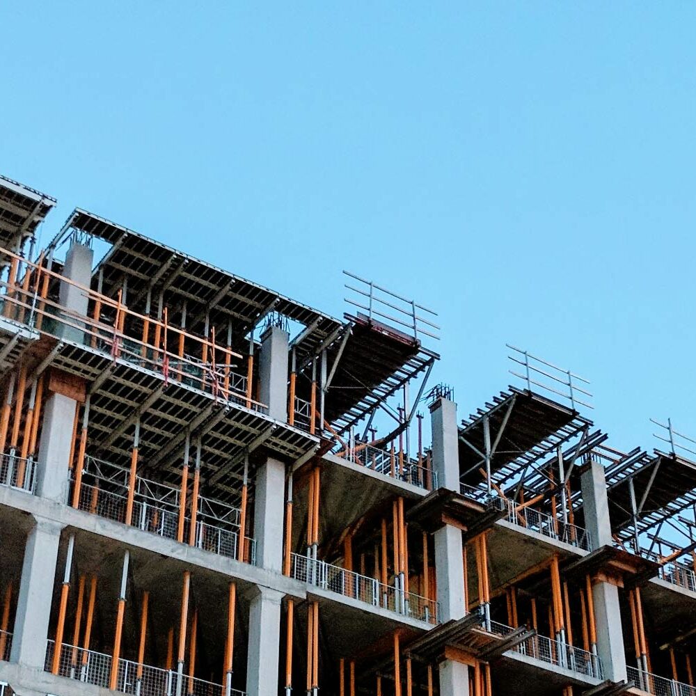 Entreprise générale du bâtiment en Île-de-France – Construction, rénovation et gestion de projets immobiliers pour particuliers et professionnels.