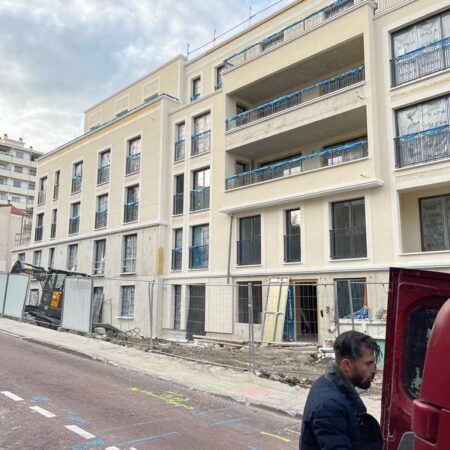 Entreprise générale du bâtiment en Île-de-France – Construction, rénovation et gestion de projets immobiliers pour particuliers et professionnels.